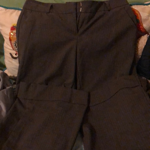 NY & Co Pants ❄️Winter Sale ❄️ - Picture 6 of 7